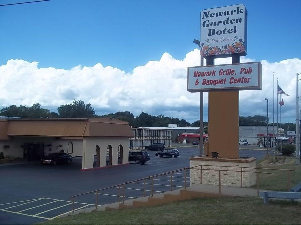 Newark Garden Finger Lakes Hotel Exterior photo