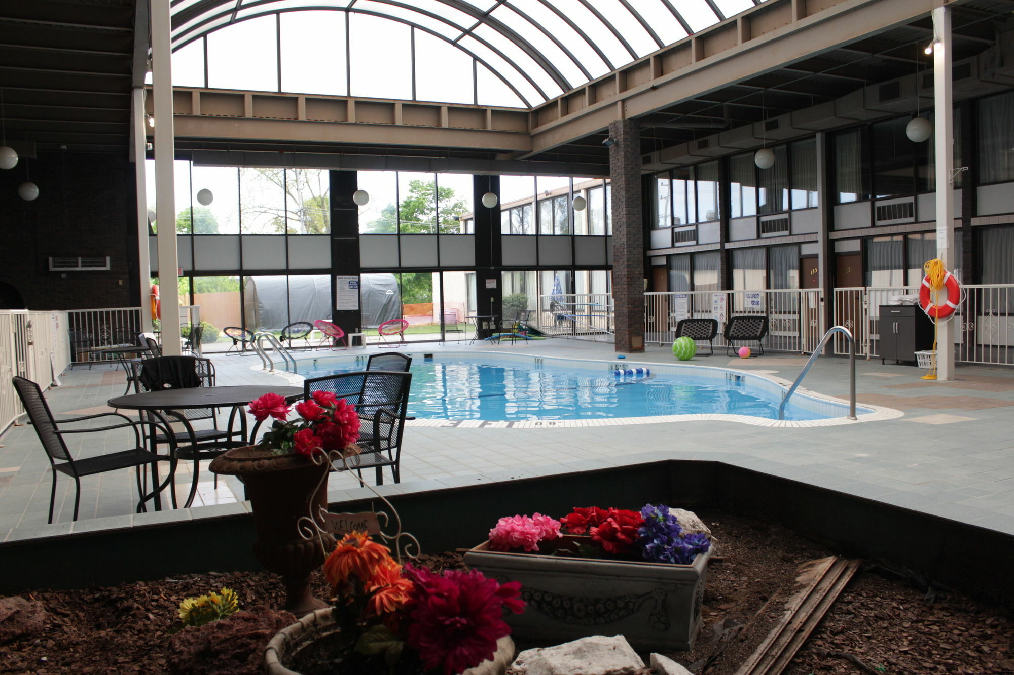 Newark Garden Finger Lakes Hotel Exterior photo